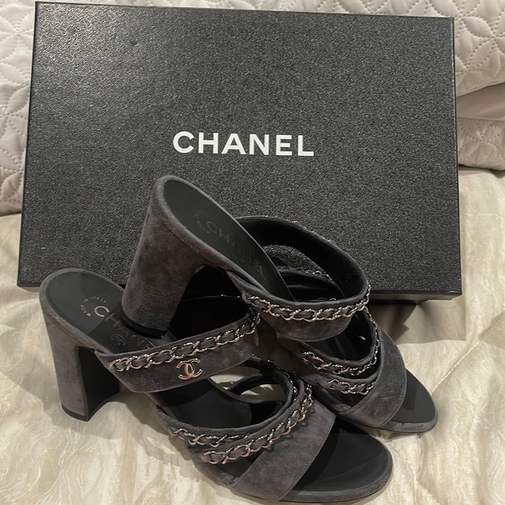 Chanel dark grey 39.5